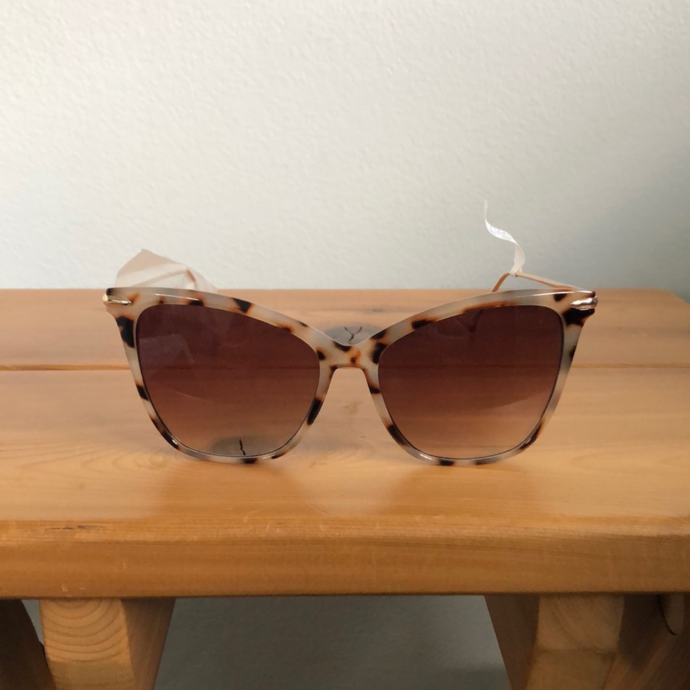 Francescas Cute Printed Sunglasses